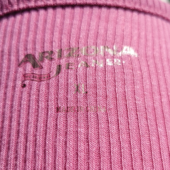 Arizona Jean's Cross Neck, long sleeve top Size XL - Picture 4 of 7